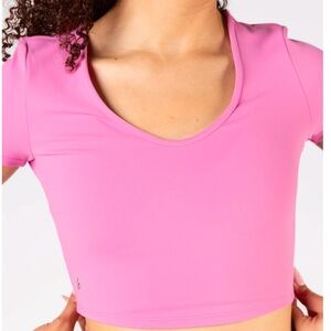 P’tula bubblegum deep scoop crop